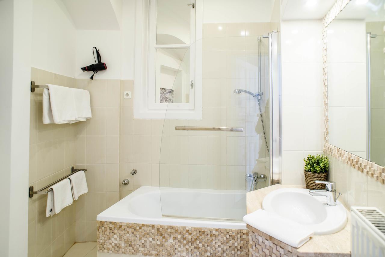Nine Trees Apartment Βουδαπέστη Εξωτερικό φωτογραφία