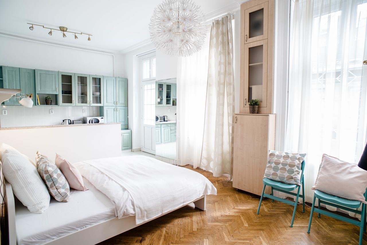 Nine Trees Apartment Βουδαπέστη Εξωτερικό φωτογραφία
