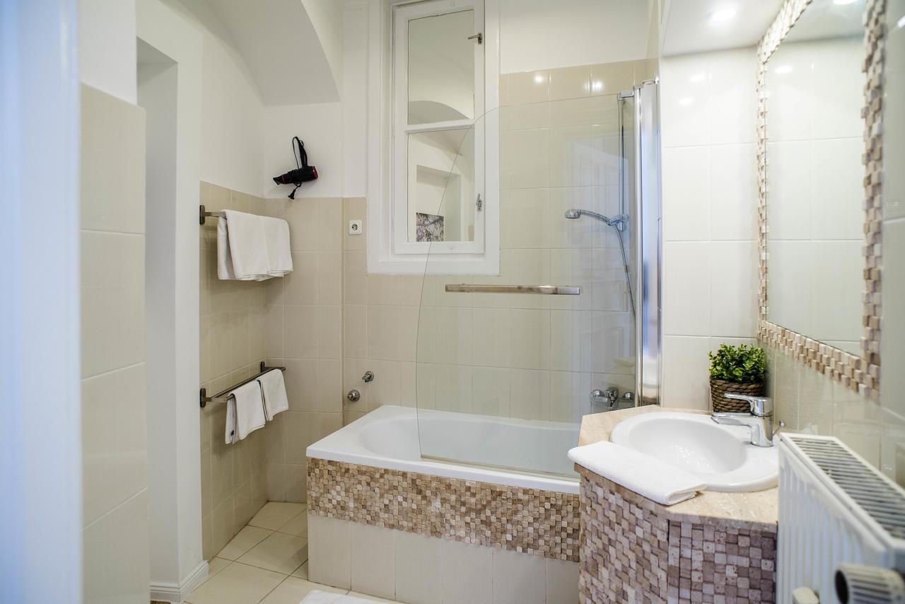 Nine Trees Apartment Βουδαπέστη Εξωτερικό φωτογραφία